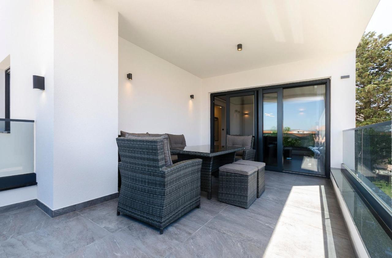 Apartments Villa Casia Srima Exterior photo